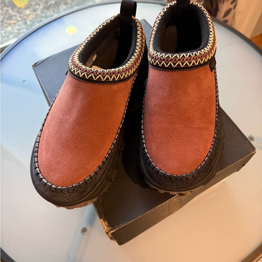 UGG Venture Daze Red Jasper